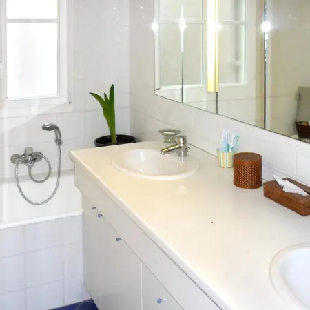De 3 Chambres Avec Vue Sur La Ville Et Wifi A Paris